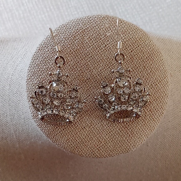 Princess crown tiara bling dangle rhinestone/crystal pierced earrings - Picture 2 of 3